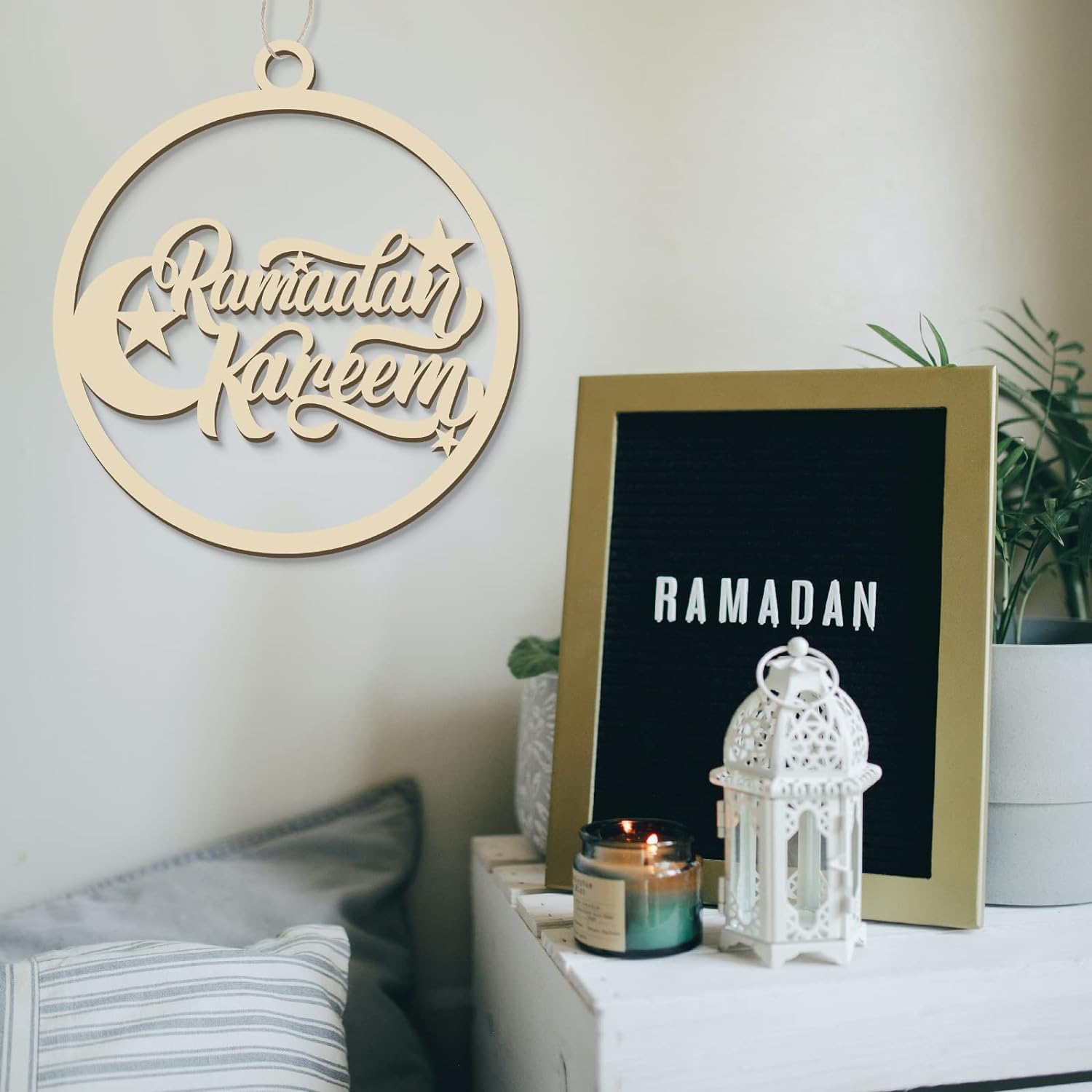 Eid Mubarak Decoration Wooden Ramadan Kareem Door Sign Round Eid Al Fitr Ramadan Hollow Wood Door Hanging Sign Islam Mubarak Wood Wall Pendant for Muslim Home Room Happy Ramadan Mubarak Party Supplies