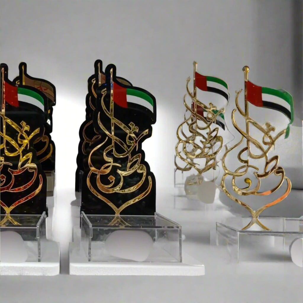 UAE Flag Table Décor & Organizer – National Day Acrylic Desk Ornament | Patriotic Home & Office Décor